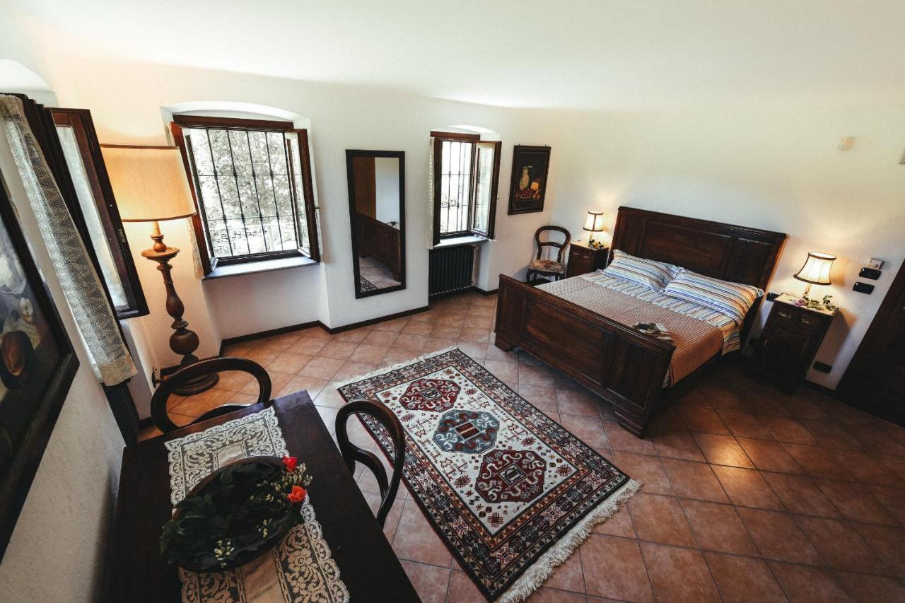Cascina Flino Apartamento Diano dʼAlba Exterior foto